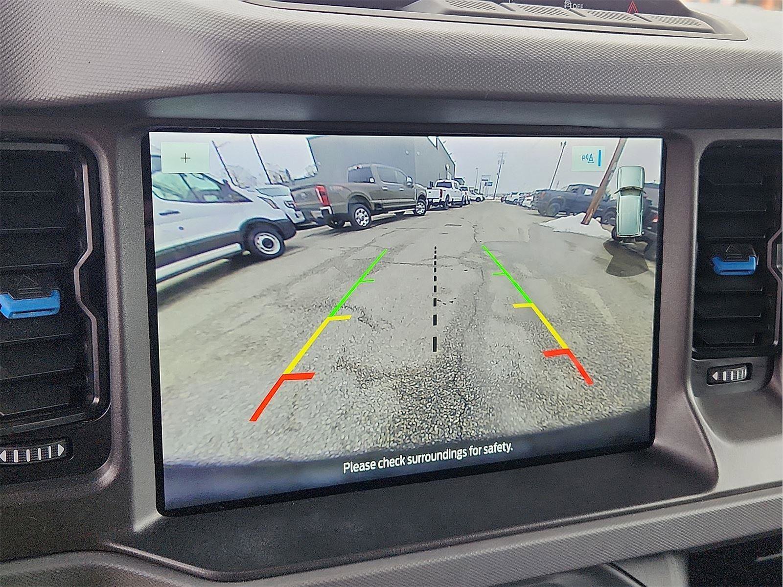 Certified 2024 Ford Bronco Black Diamond image 18