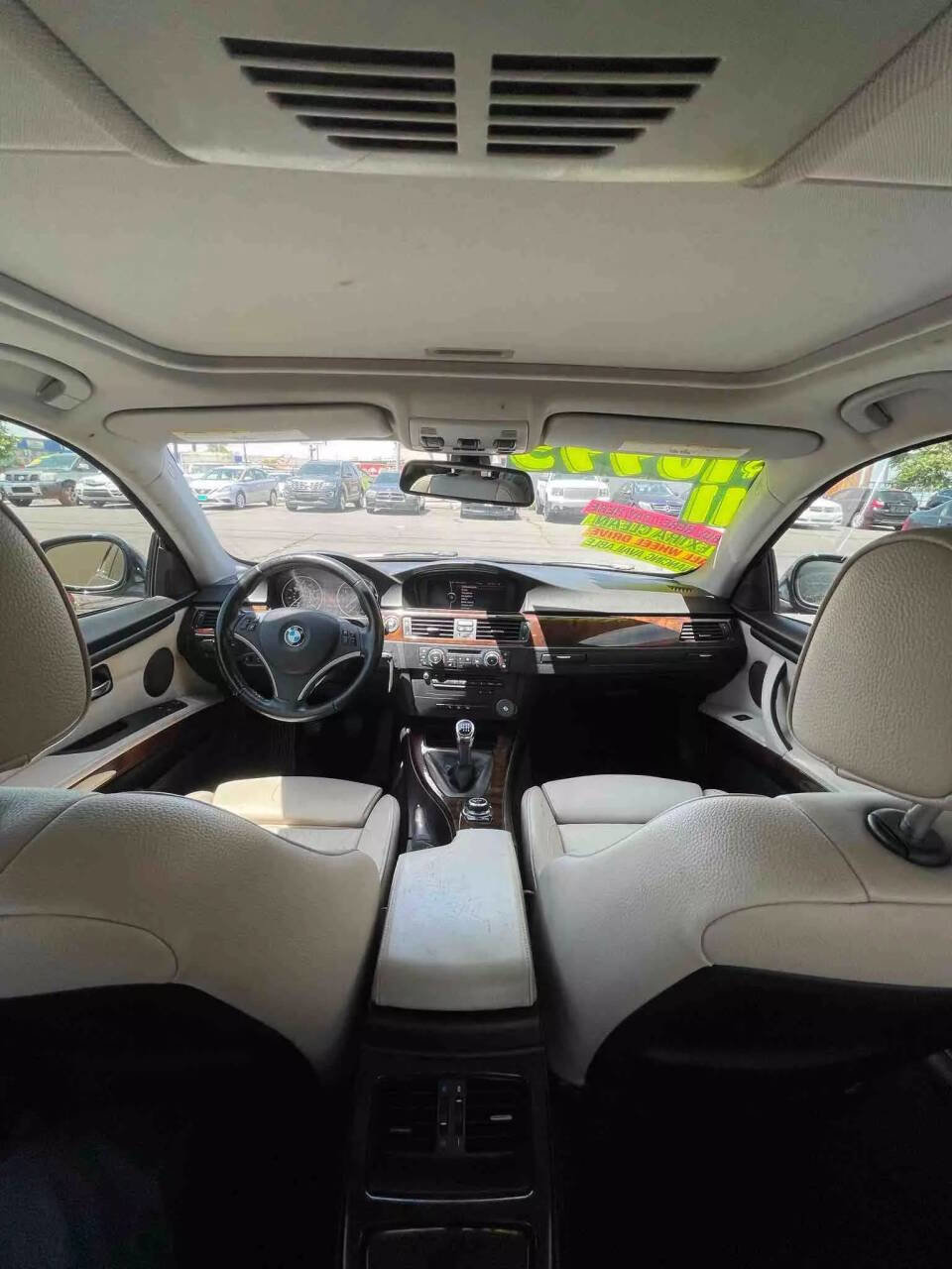 Used 2011 BMW 335i xDrive Coupe image 12