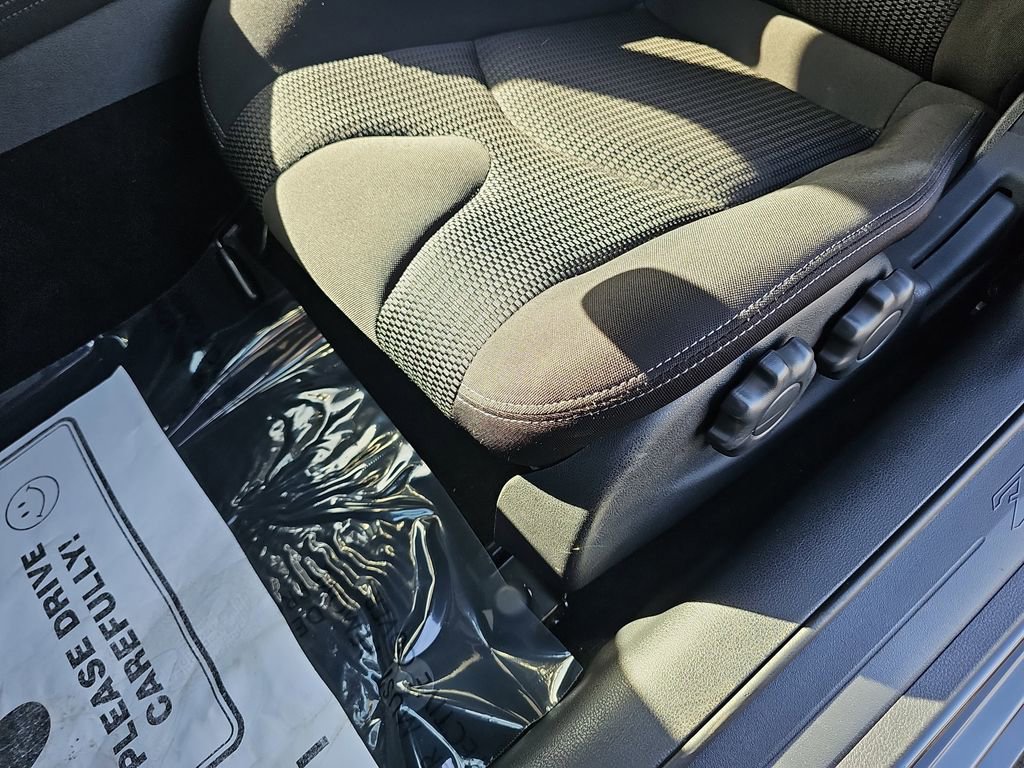 Used 2024 Nissan Z Sport w/ Floor Mat Package image 29