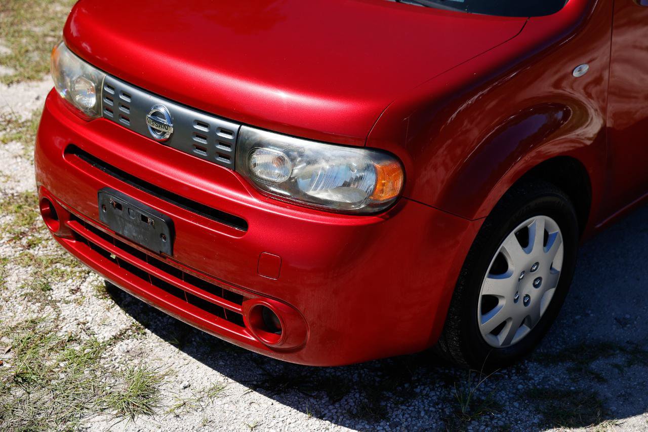 Used 2009 Nissan Cube 1.8 S w/ Interior Designer Pkg FWD image 32