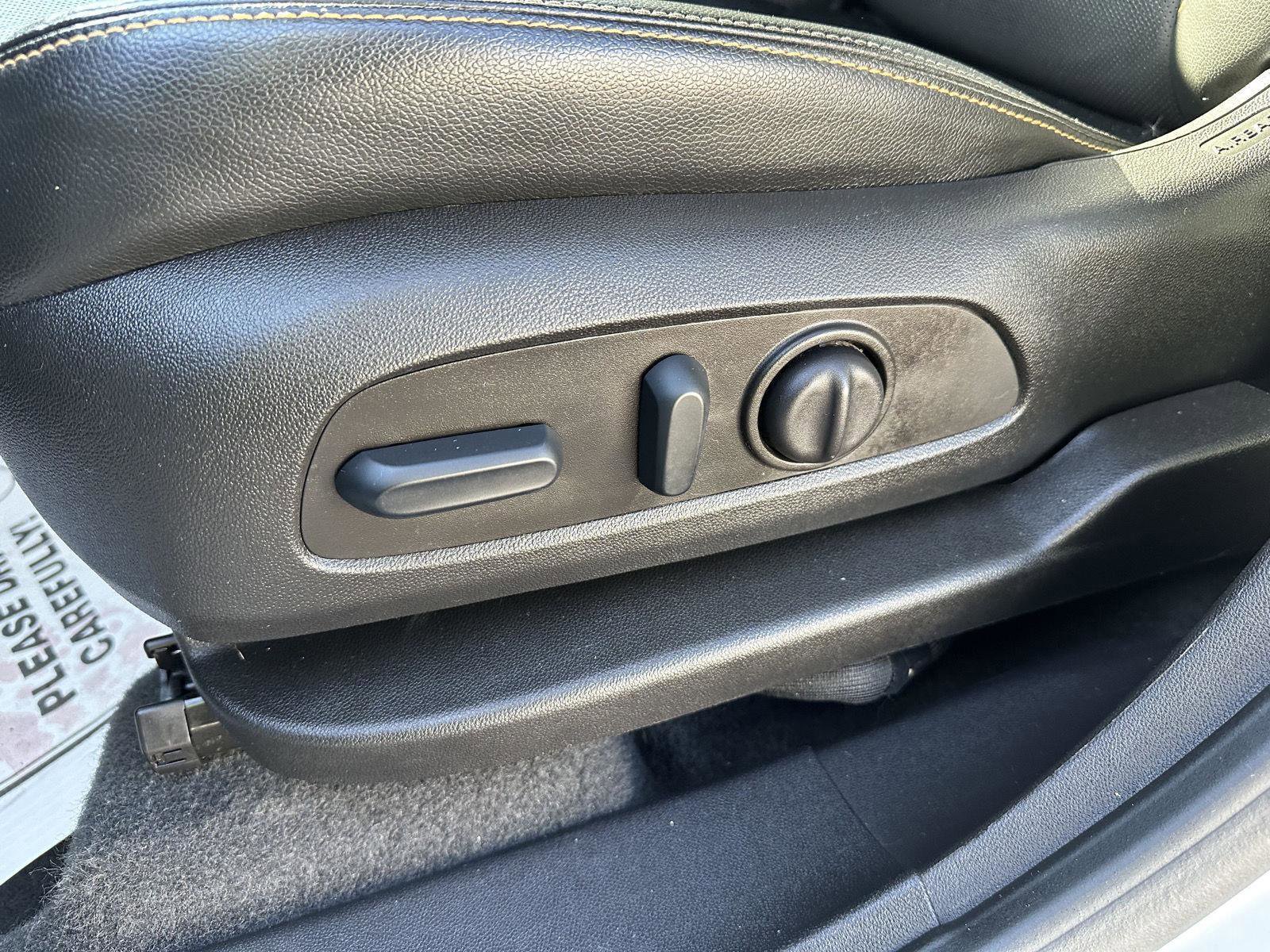 Used 2022 Chevrolet Equinox Premier image 31