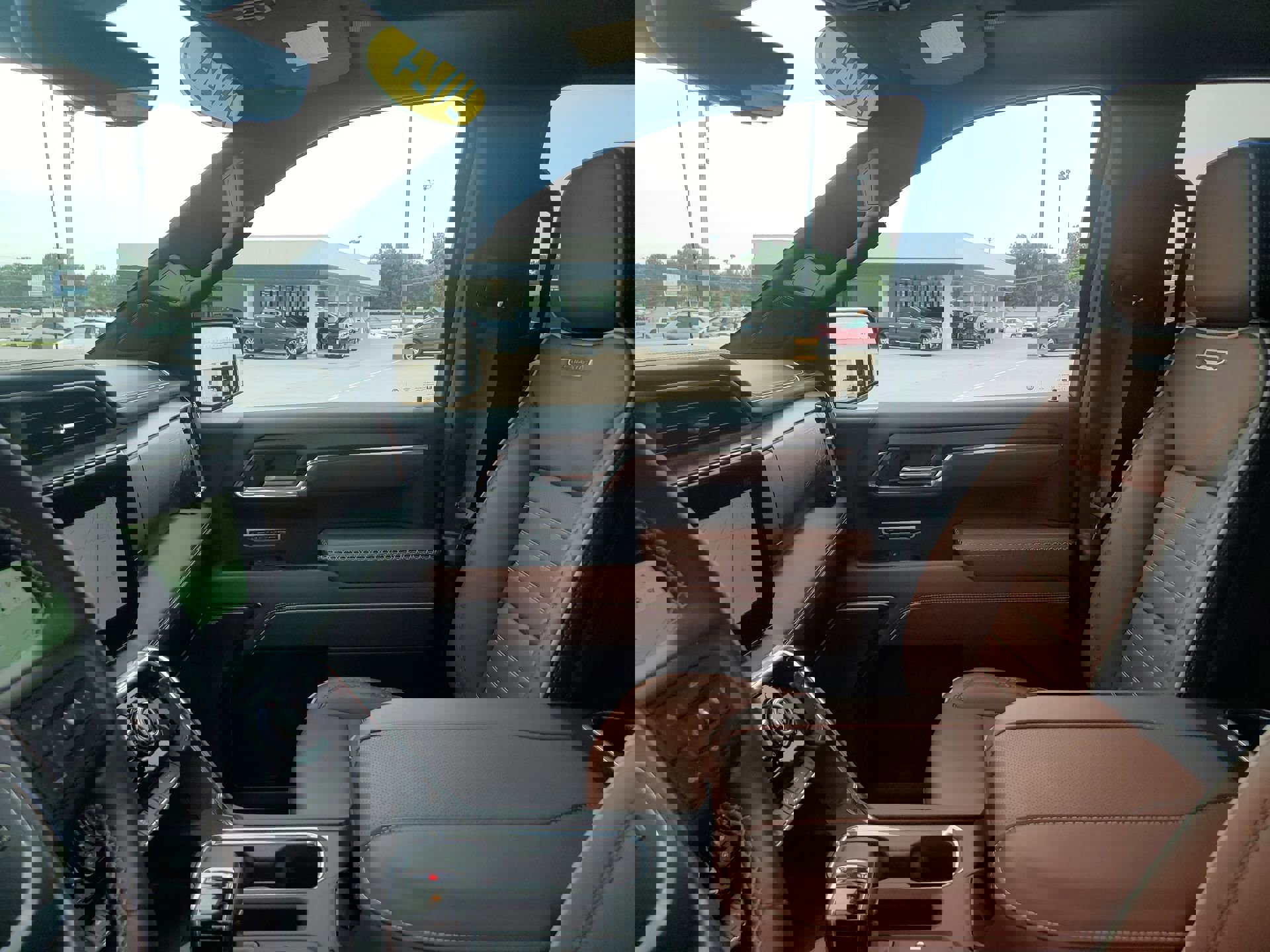 Used 2024 GMC Sierra 1500 Denali Ultimate image 28