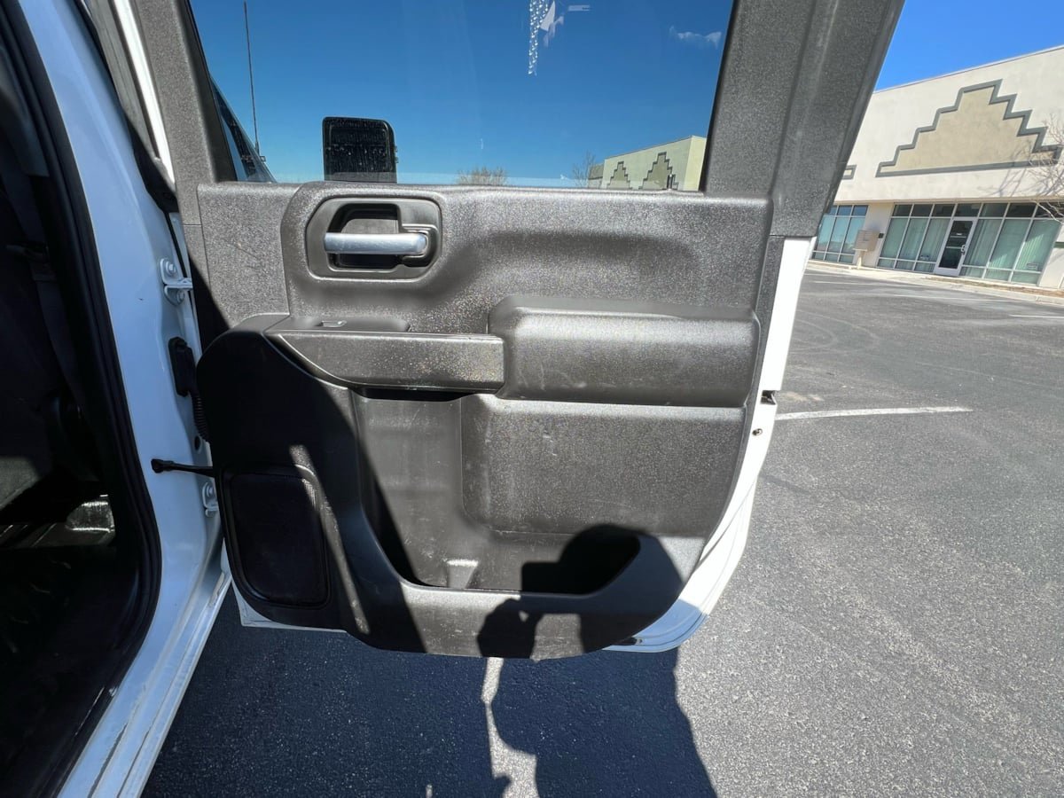 Used 2022 Chevrolet Silverado 3500 LT w/ Convenience Package AWD/4WD image 13