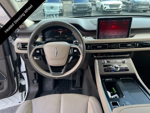 Certified 2024 Lincoln Aviator Reserve w/ Equipment Group 201A AWD/4WD image 18