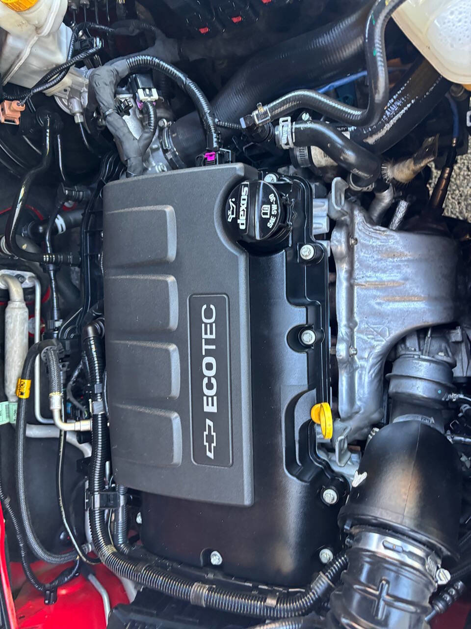 Used 2020 Chevrolet Sonic Premier FWD image 32