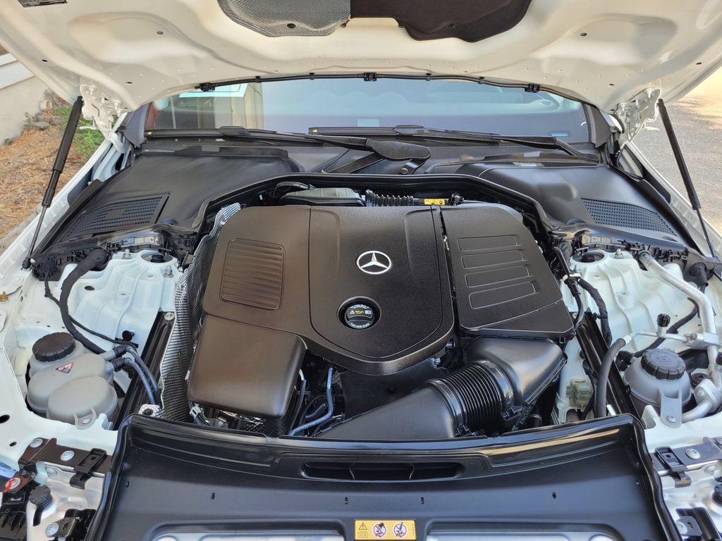Used 2023 Mercedes-Benz C 300 Sedan image 40