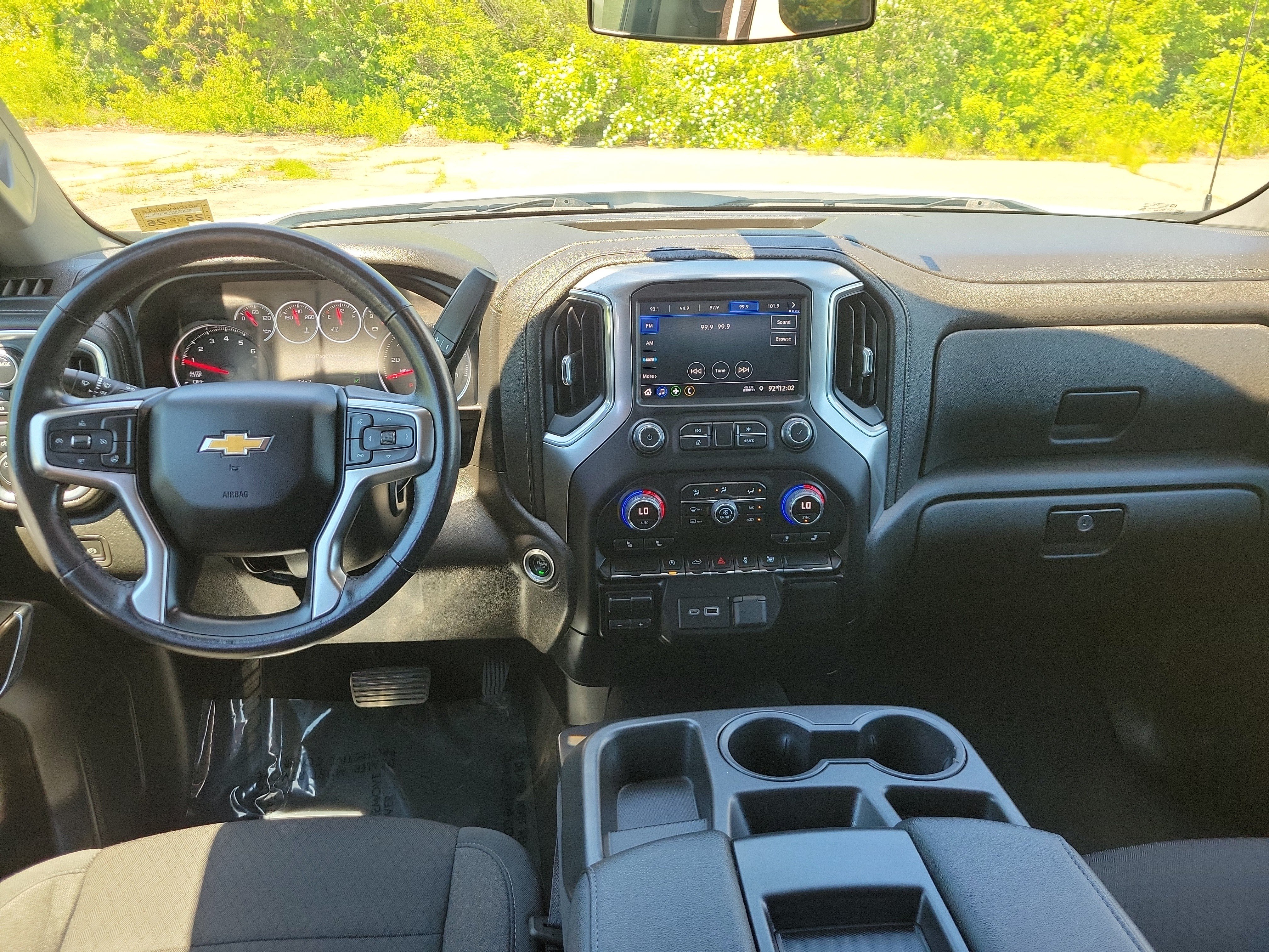 Used 2021 Chevrolet Silverado 1500 LT AWD/4WD image 18