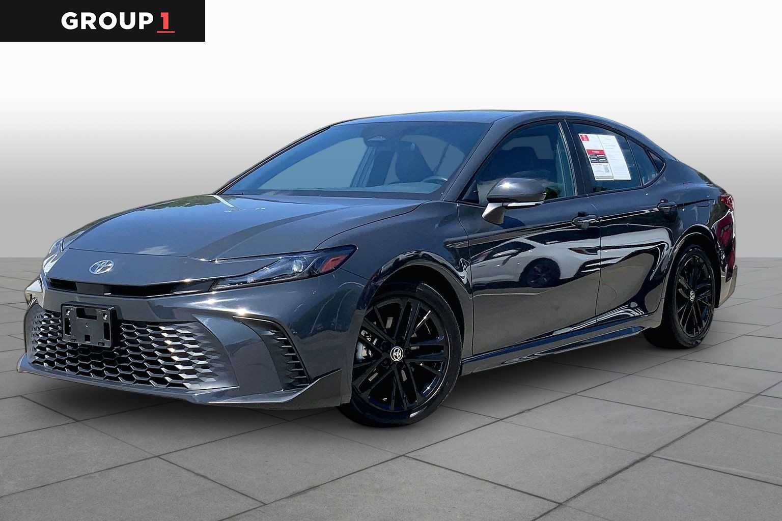 Used 2025 Toyota Camry SE