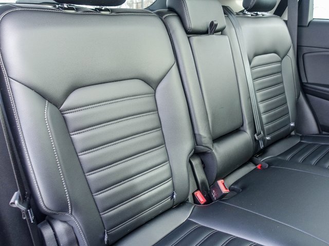 Used 2024 Ford Edge SEL w/ Convenience Package image 13