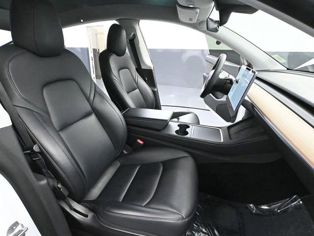 Used 2022 Tesla Model Y Long Range image 41