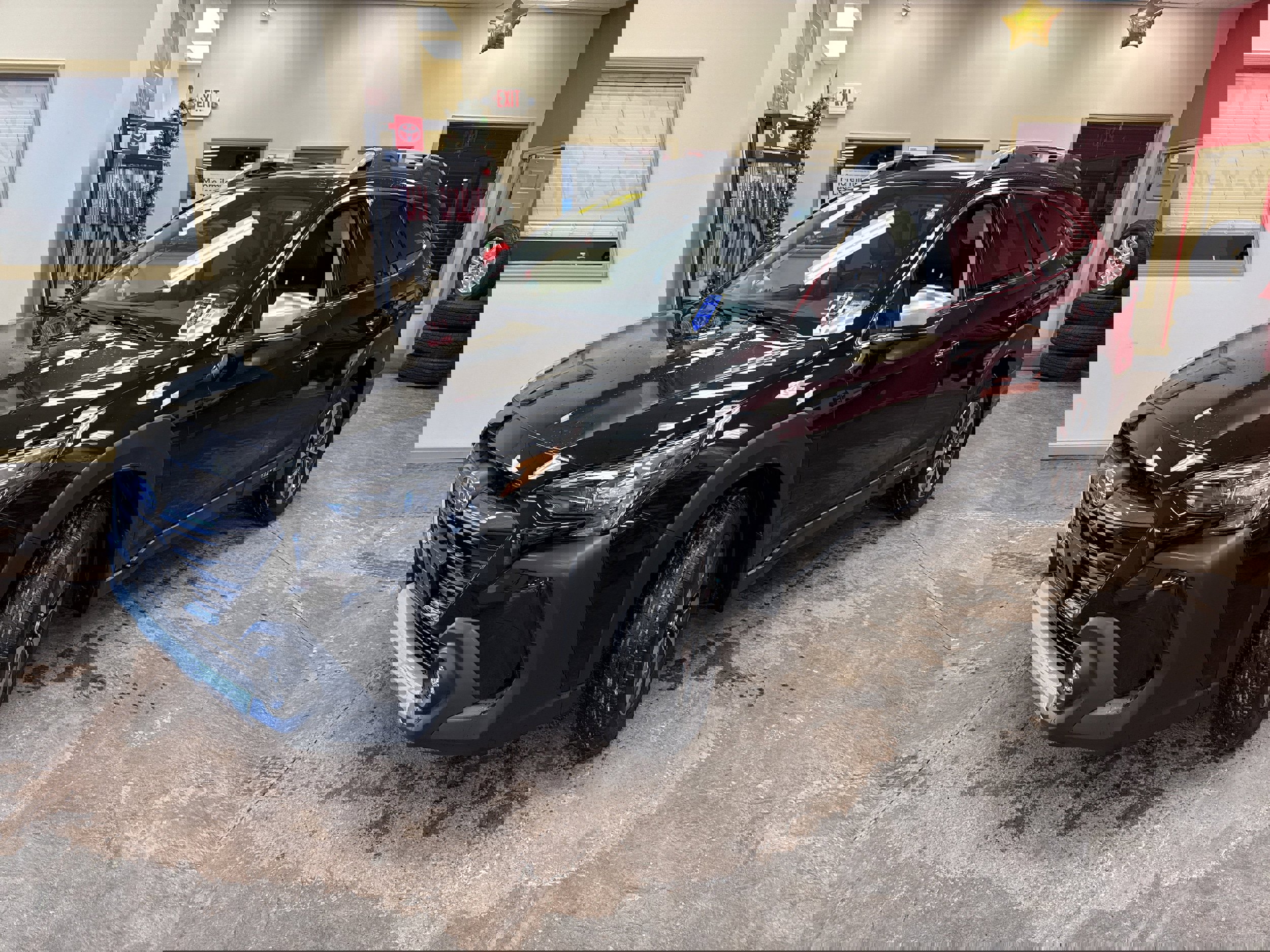 Used 2024 Subaru Outback Touring XT image 3