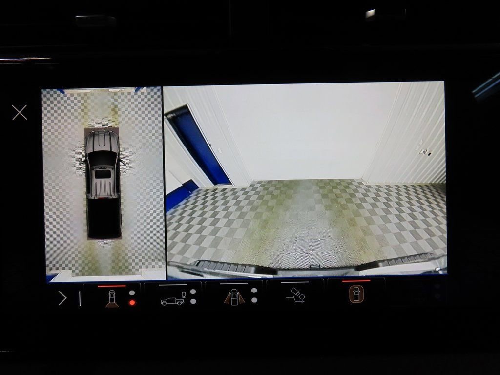 Used 2024 GMC Sierra 2500 Denali w/ Technology Package image 14