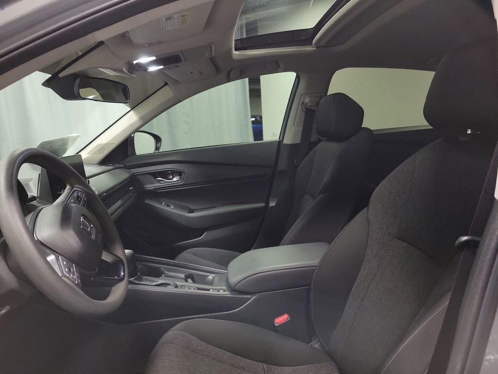 Used 2025 Honda Accord SE image 12