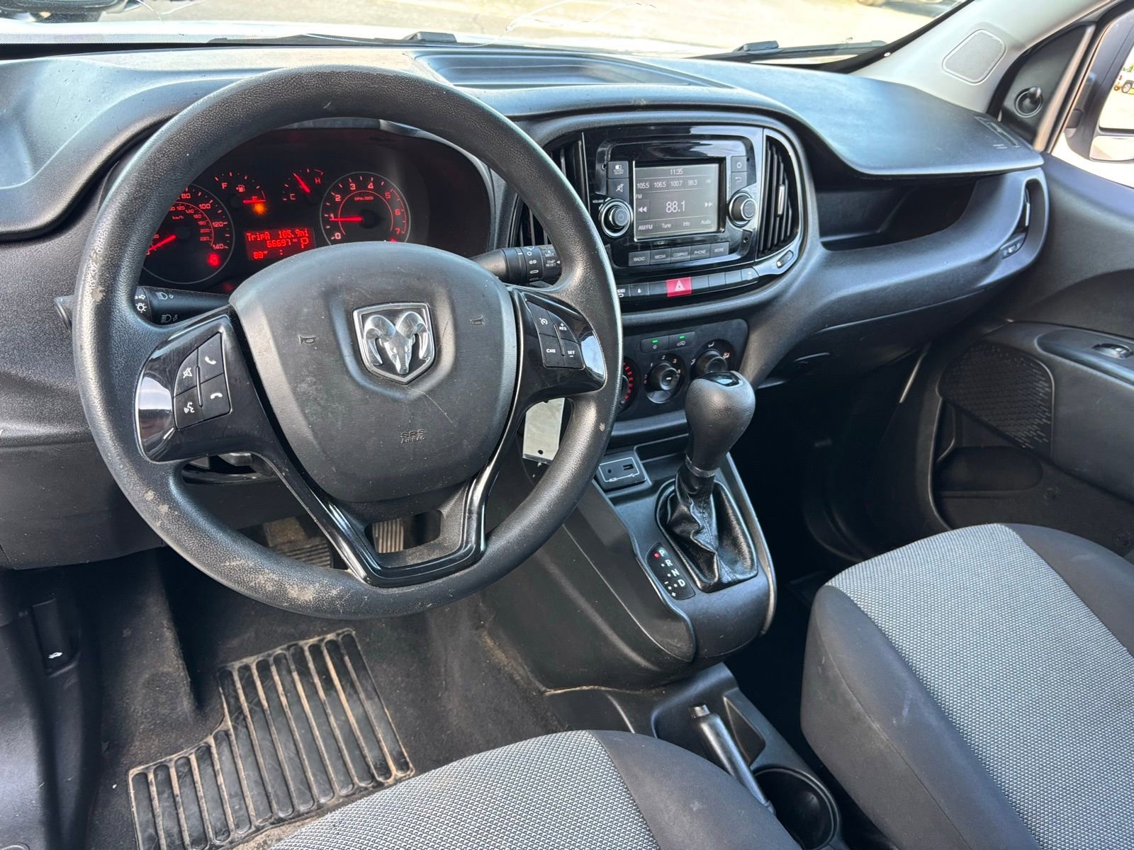 Used 2018 RAM ProMaster City Tradesman image 4