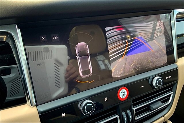 New 2025 Porsche Macan Turbo image 35