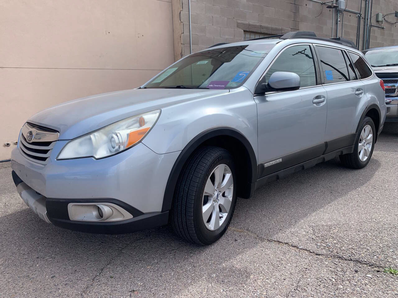 Used 2012 Subaru Outback 2.5i Limited AWD/4WD image 3