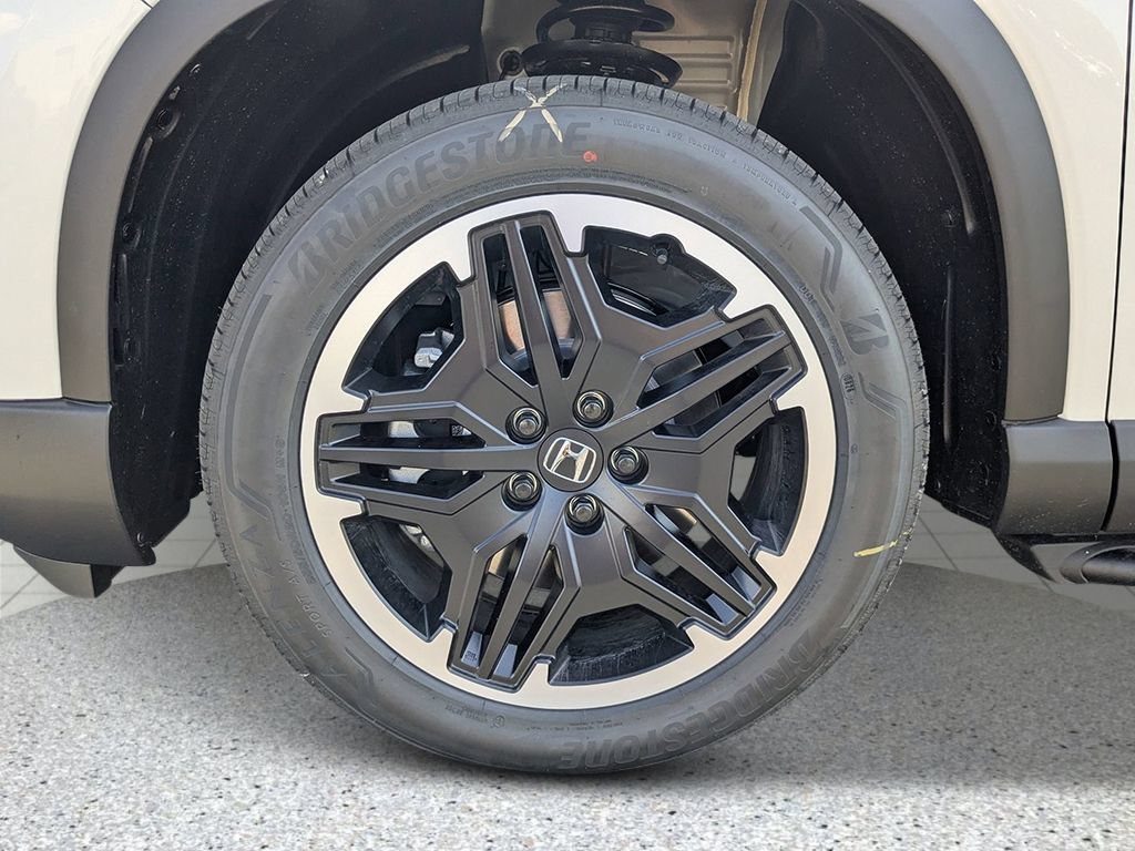 New 2026 Honda Pilot Touring image 9