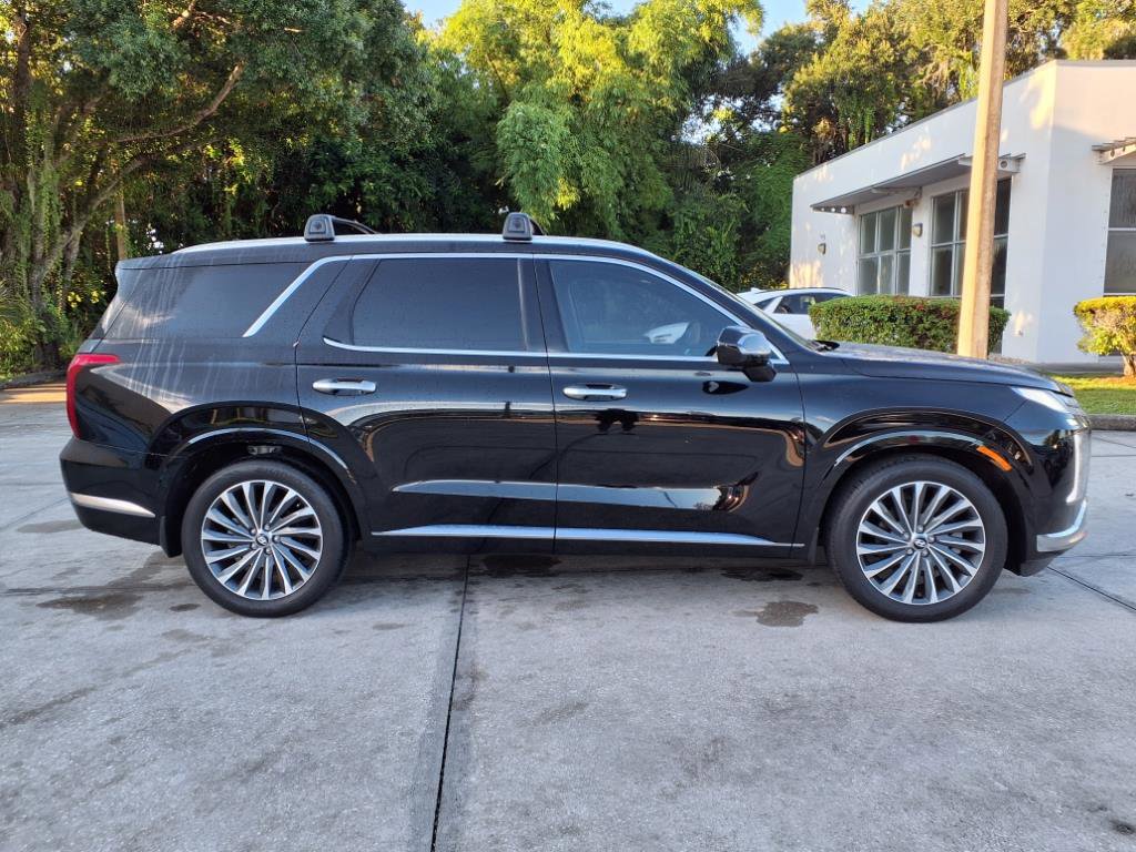 Used 2024 Hyundai Palisade Calligraphy image 24