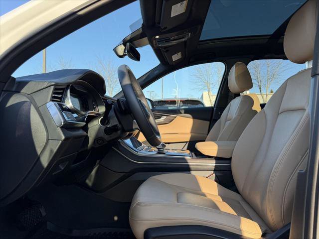 Used 2023 Audi Q7 3.0T Premium Plus w/ Premium Plus Package AWD/4WD image 13