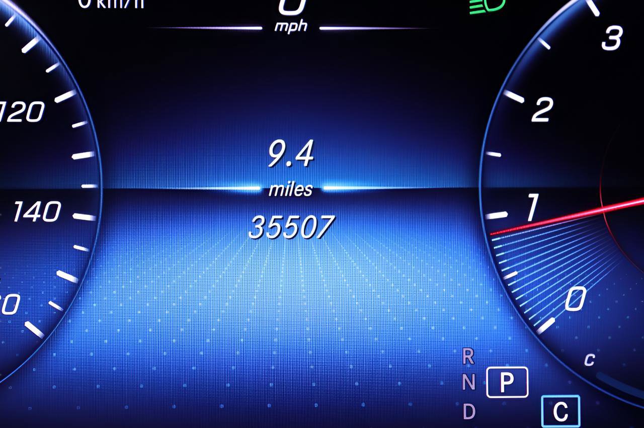 Certified 2022 Mercedes-Benz GLC 300 image 11