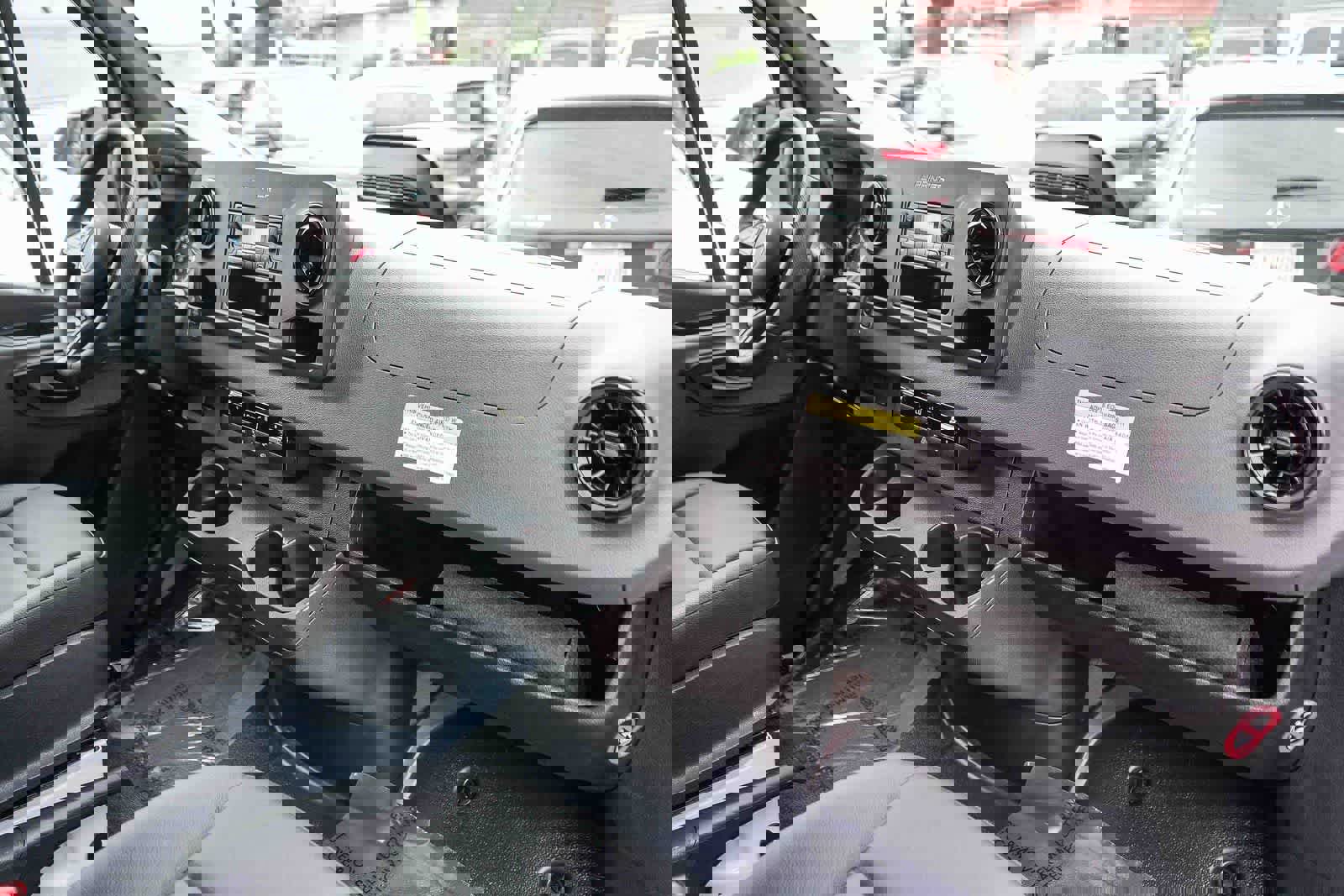 Used 2025 Mercedes-Benz Sprinter 2500 image 15