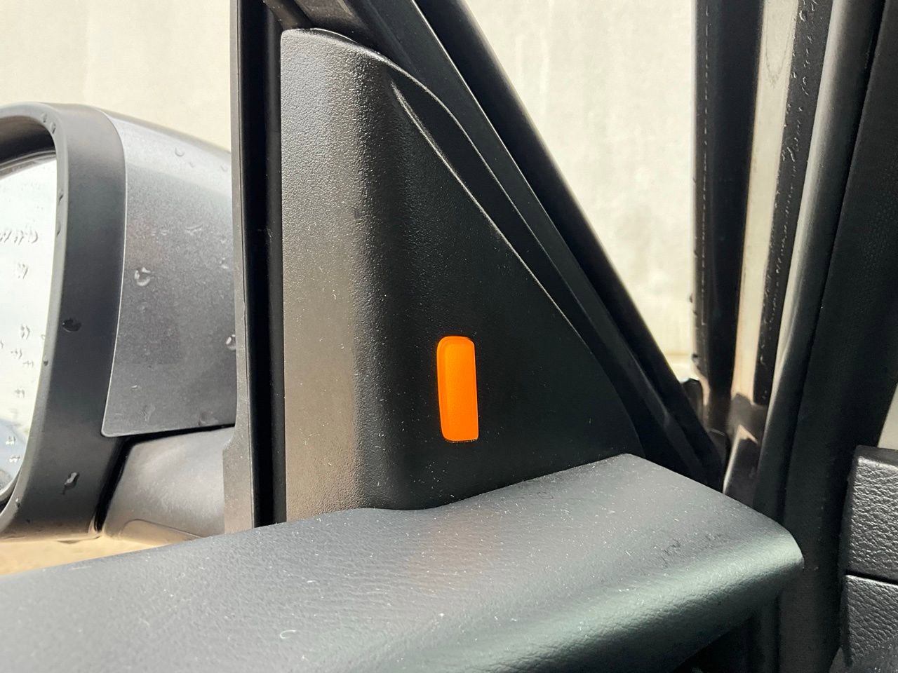 Used 2025 Nissan Sentra S image 18