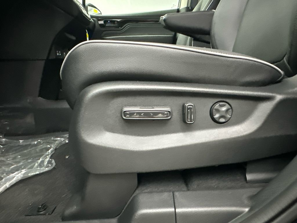New 2026 Honda Odyssey Touring image 10