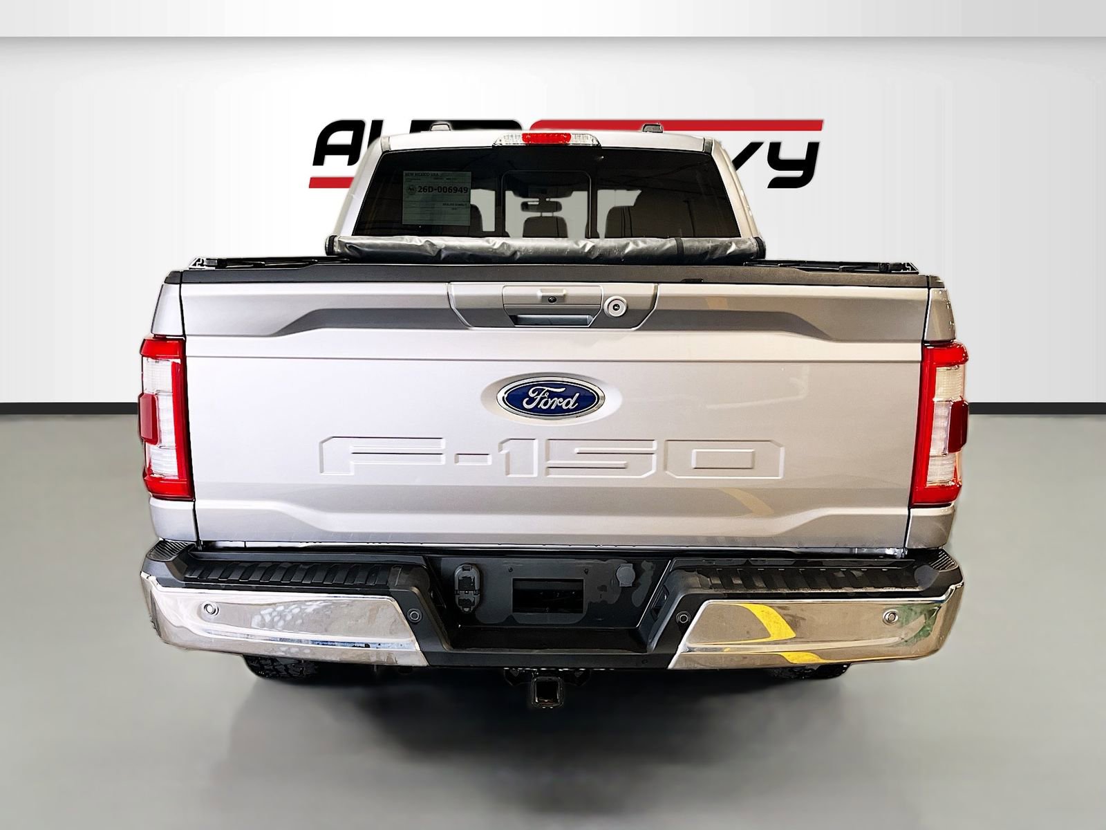 Used 2021 Ford F150 Lariat w/ FX4 Off-Road Package image 6