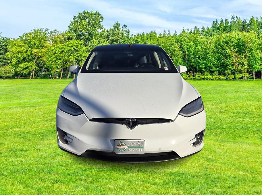 Used 2016 Tesla Model X 90D AWD/4WD image 3