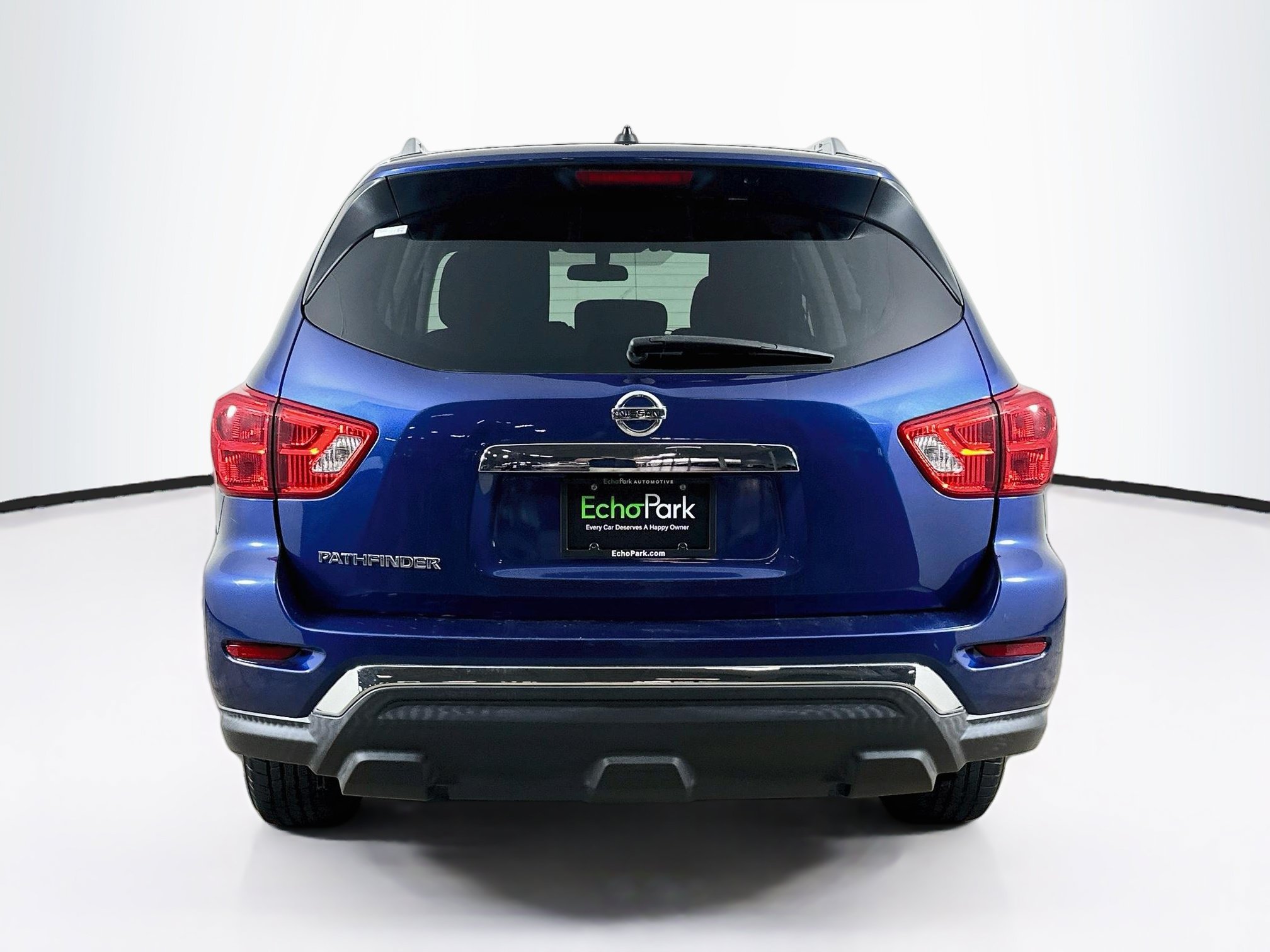 Used 2018 Nissan Pathfinder S FWD image 7