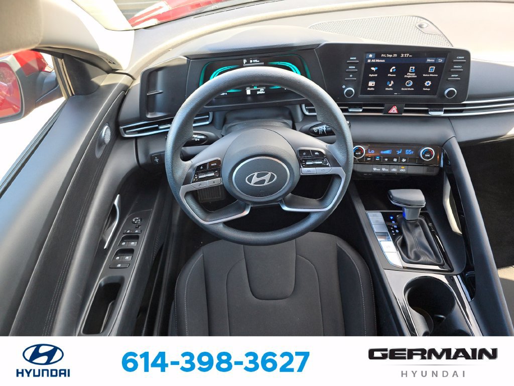 Used 2026 Hyundai Elantra Hybrid FWD image 17