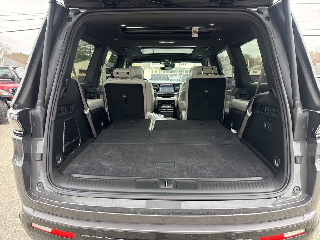 New 2026 Jeep Grand Wagoneer 4WD w/ Premium Group I image 27