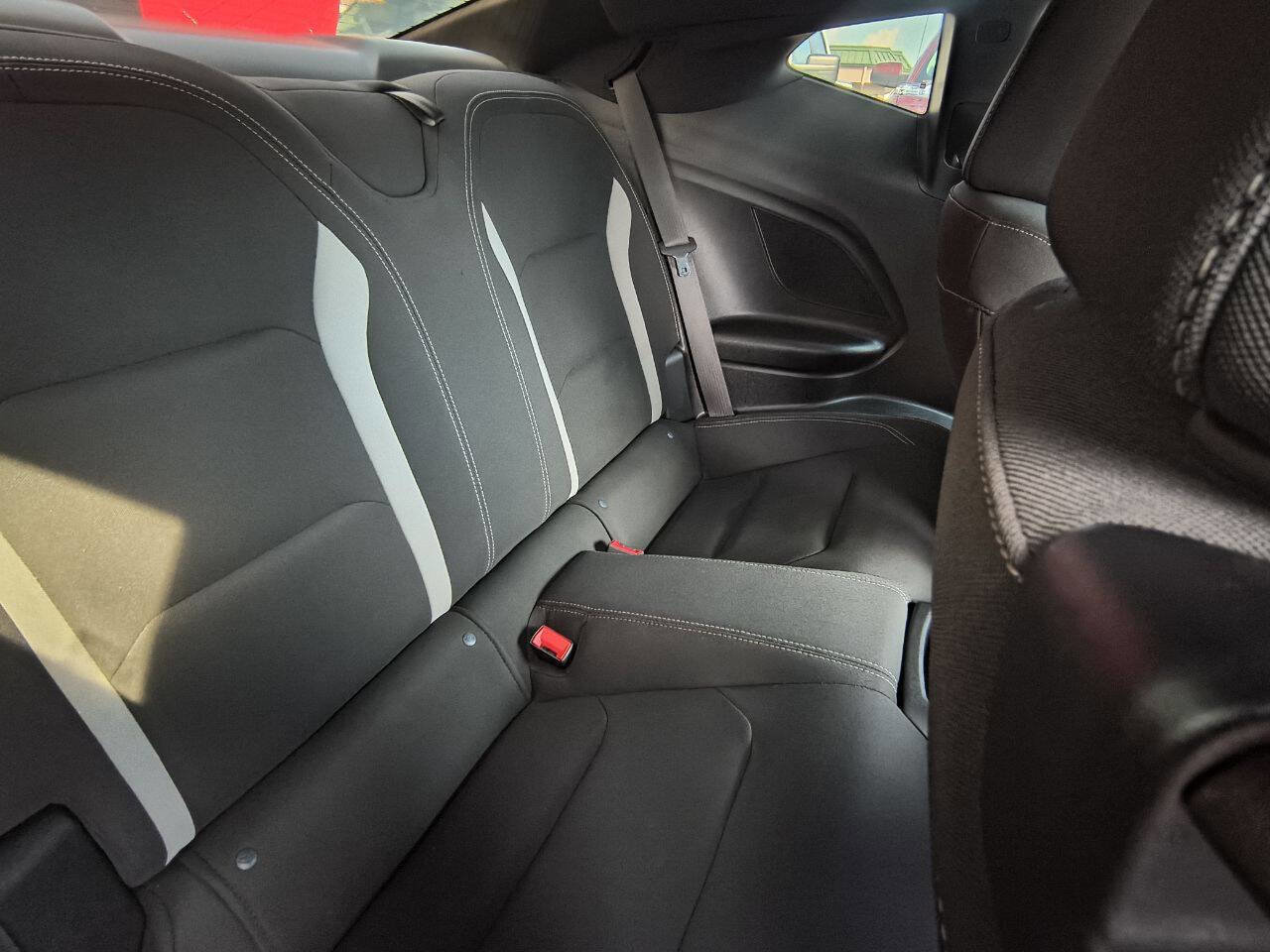 Used 2020 Chevrolet Camaro LT w/ RS Package image 19