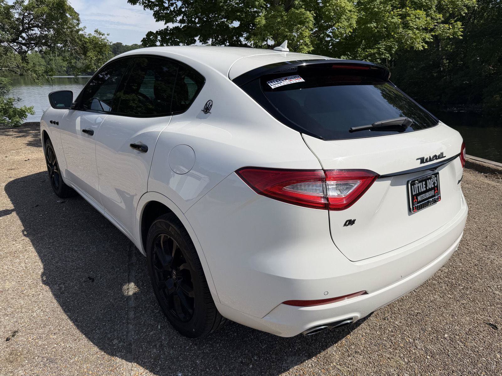 Used 2019 Maserati Levante AWD/4WD image 5