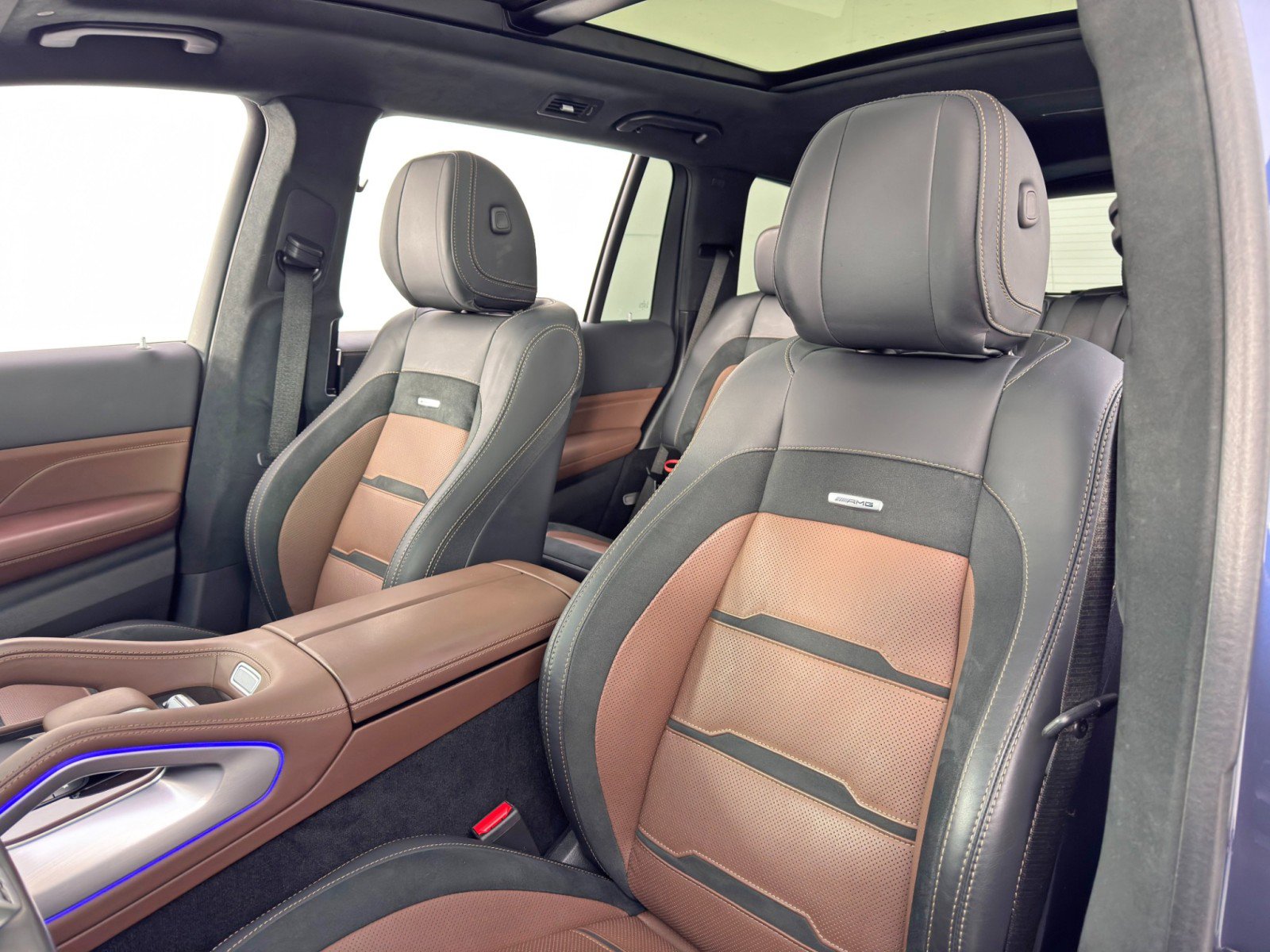 Used 2024 Mercedes-Benz GLS 63 AMG 4MATIC image 50