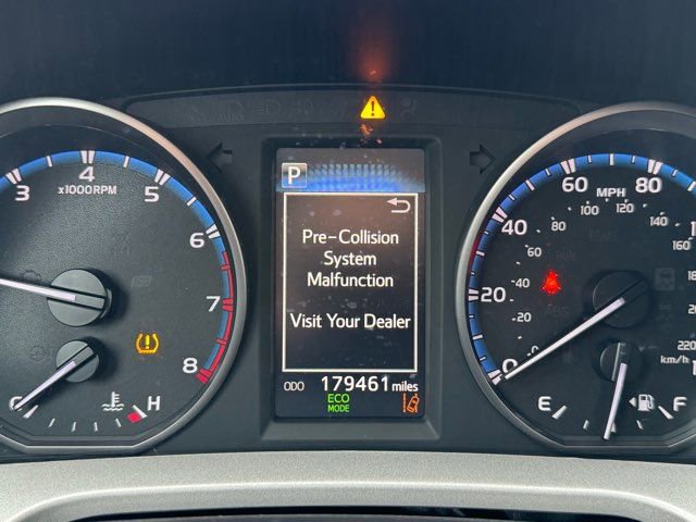 Used 2017 Toyota RAV4 LE AWD/4WD image 12