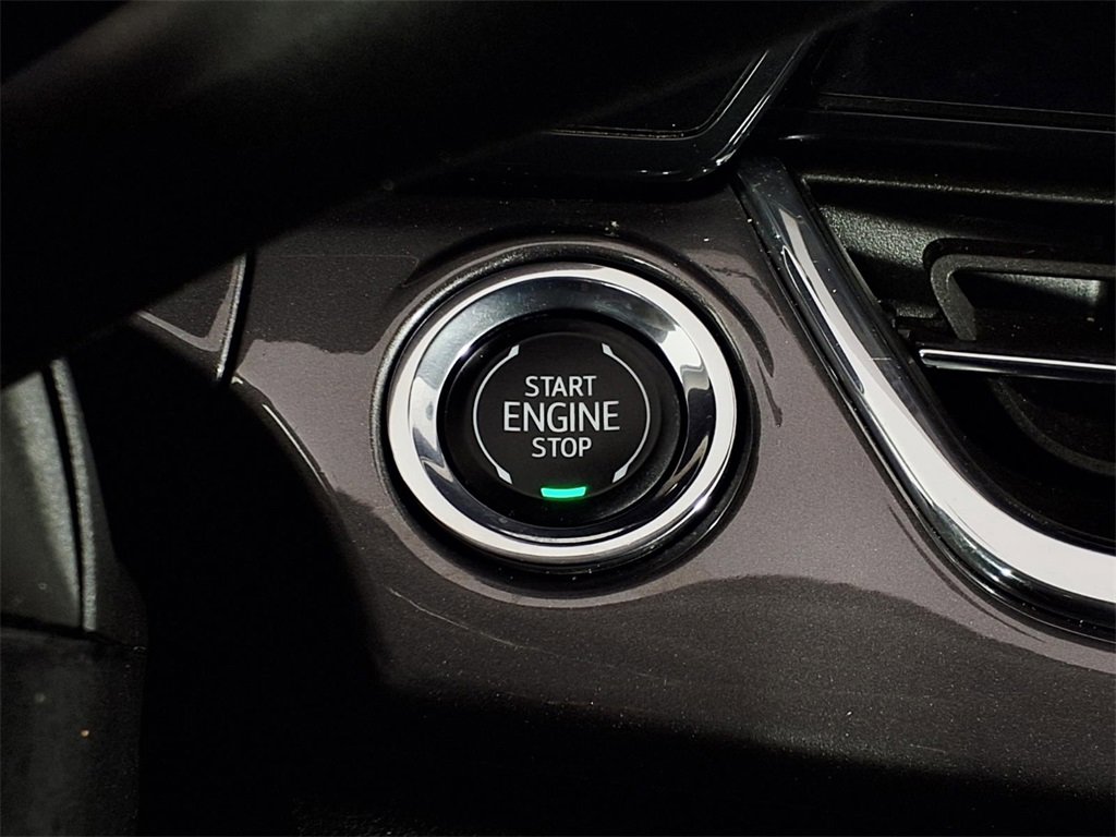 Used 2025 Chevrolet Trax ACTIV w/ Driver Confidence Package image 16