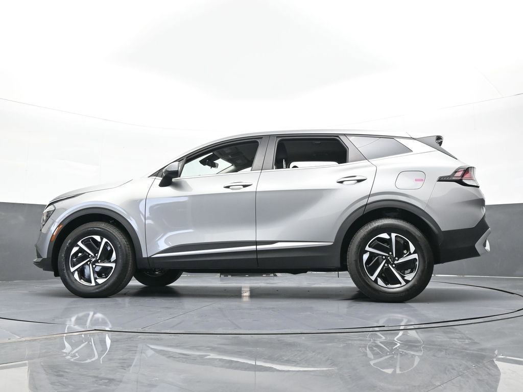 Used 2025 Kia Sportage LX image 49