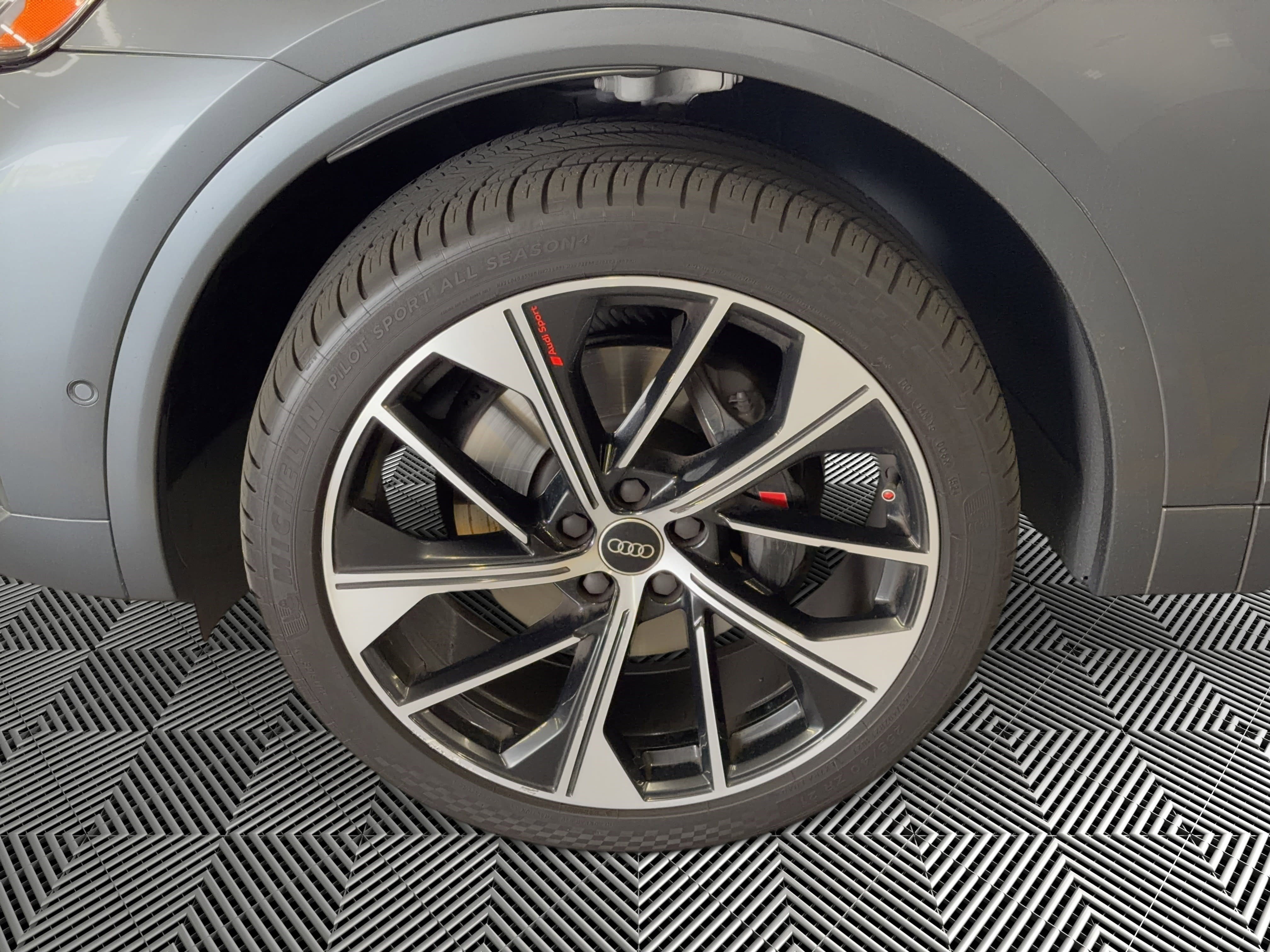 Certified 2021 Audi SQ5 Prestige w/ Prestige Package AWD/4WD image 12