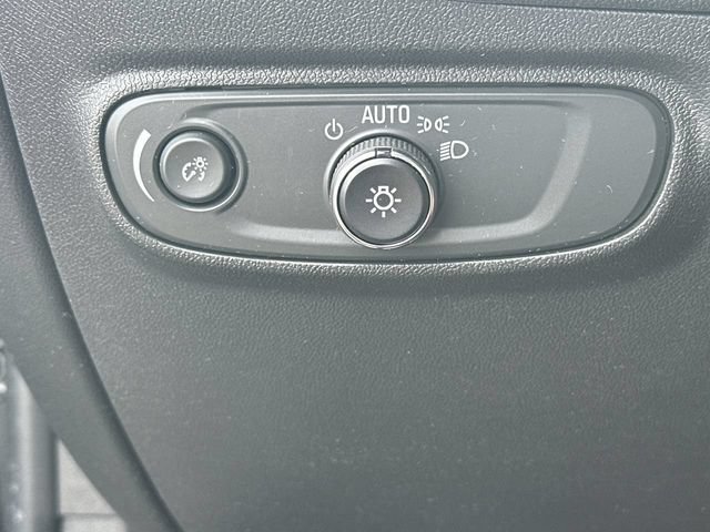 Certified 2024 Chevrolet Equinox RS w/ RS Leather Package FWD image 18