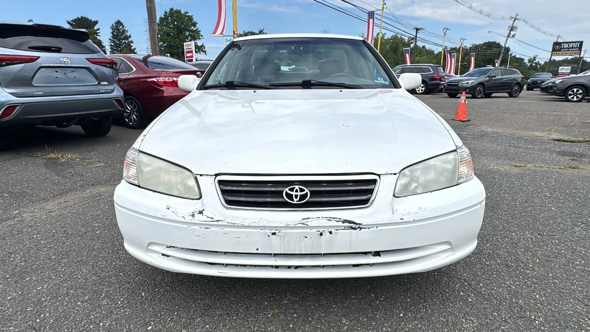 Used 2000 Toyota Camry LE FWD image 2