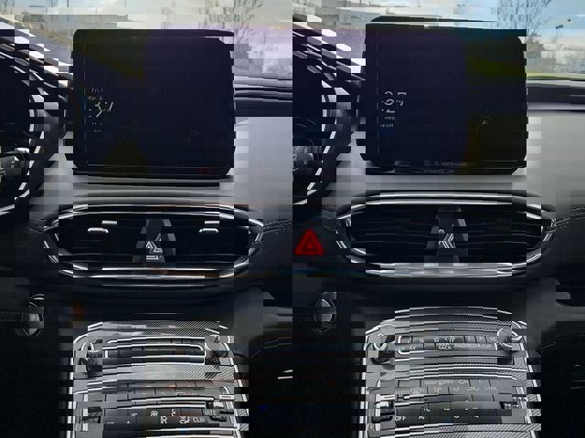 Used 2023 Hyundai Santa Fe Limited image 19