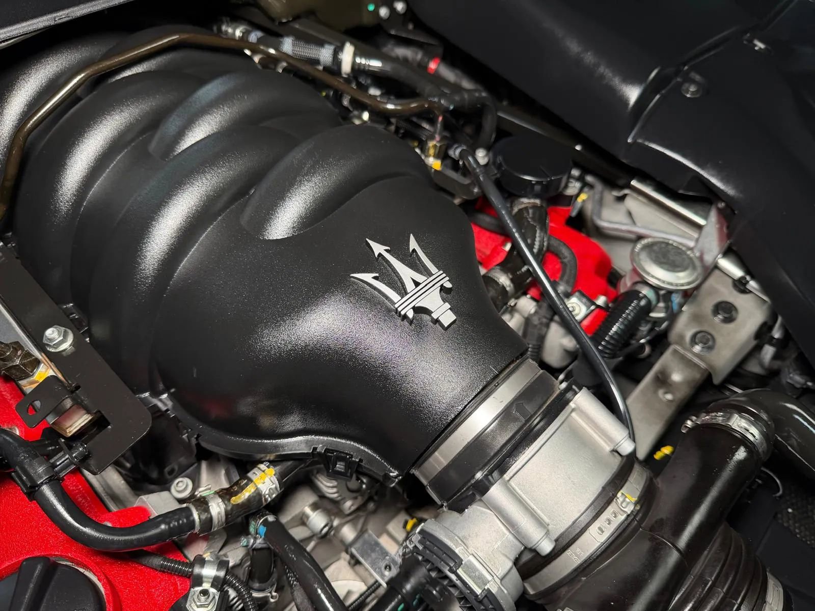 Used 2013 Maserati GranTurismo Convertible RWD image 39