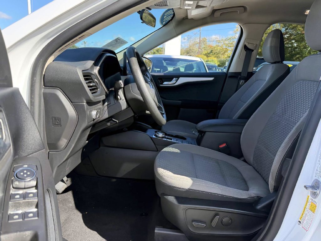 Used 2020 Ford Escape SE AWD/4WD image 9