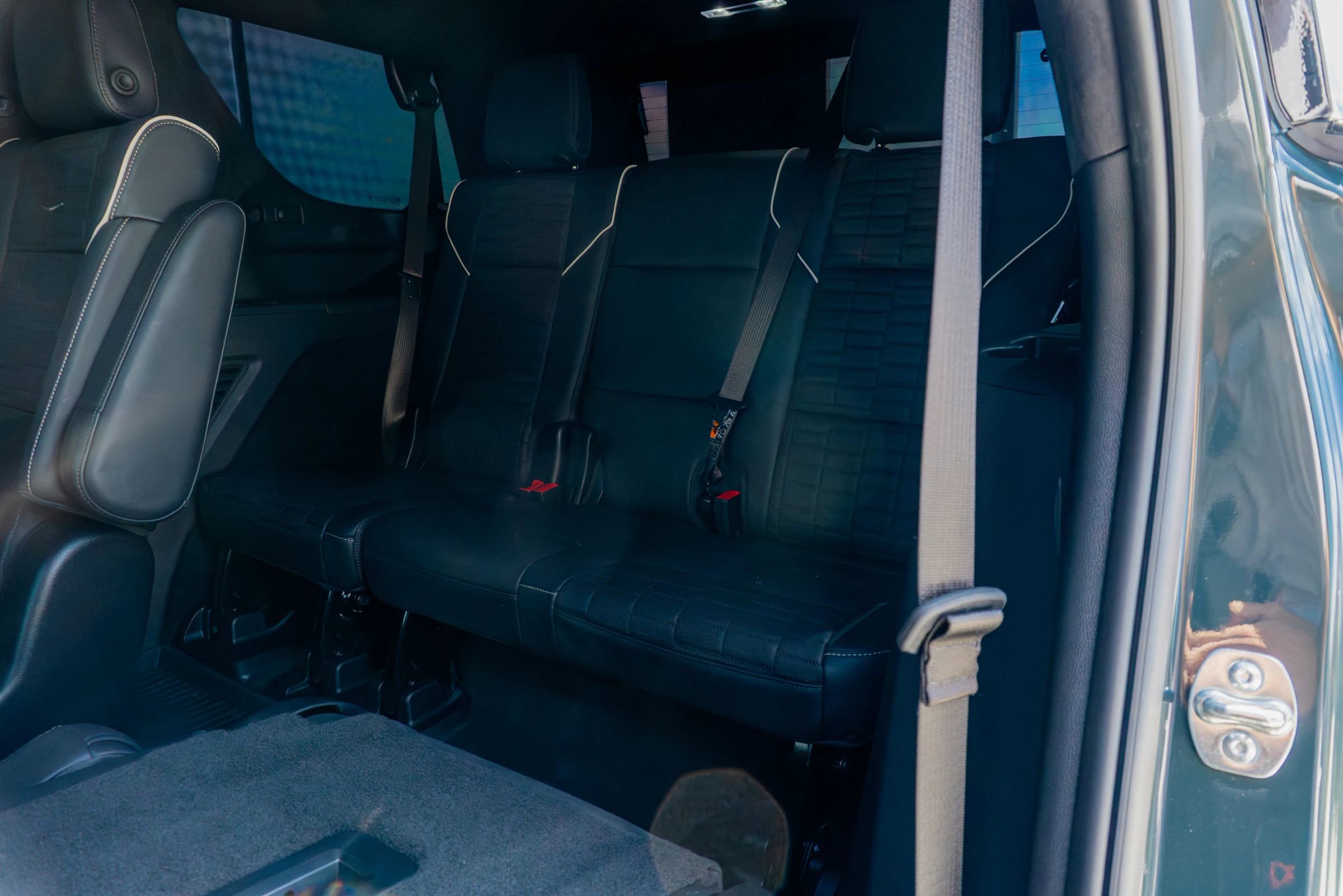 Used 2025 Cadillac Escalade V w/ LPO, ONYX Package AWD/4WD image 53