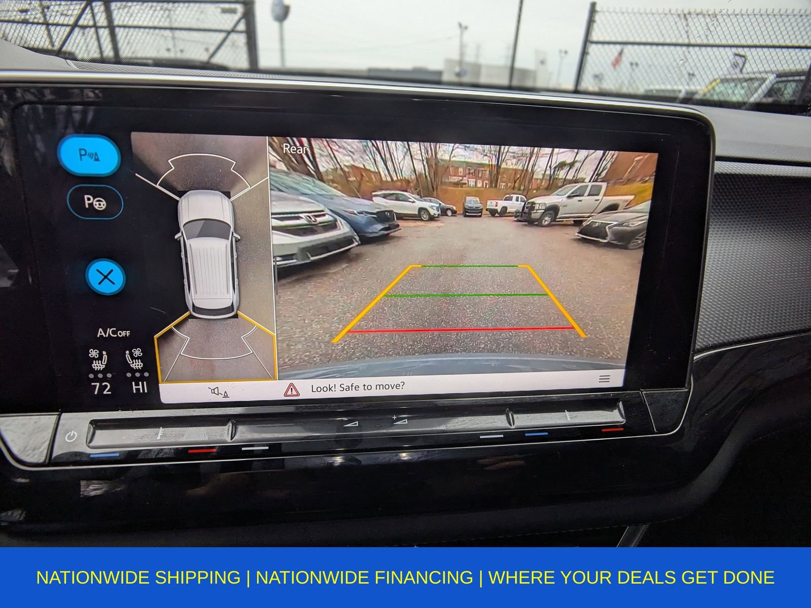 Used 2025 Volkswagen Atlas Cross Sport SEL Premium R-Line image 28