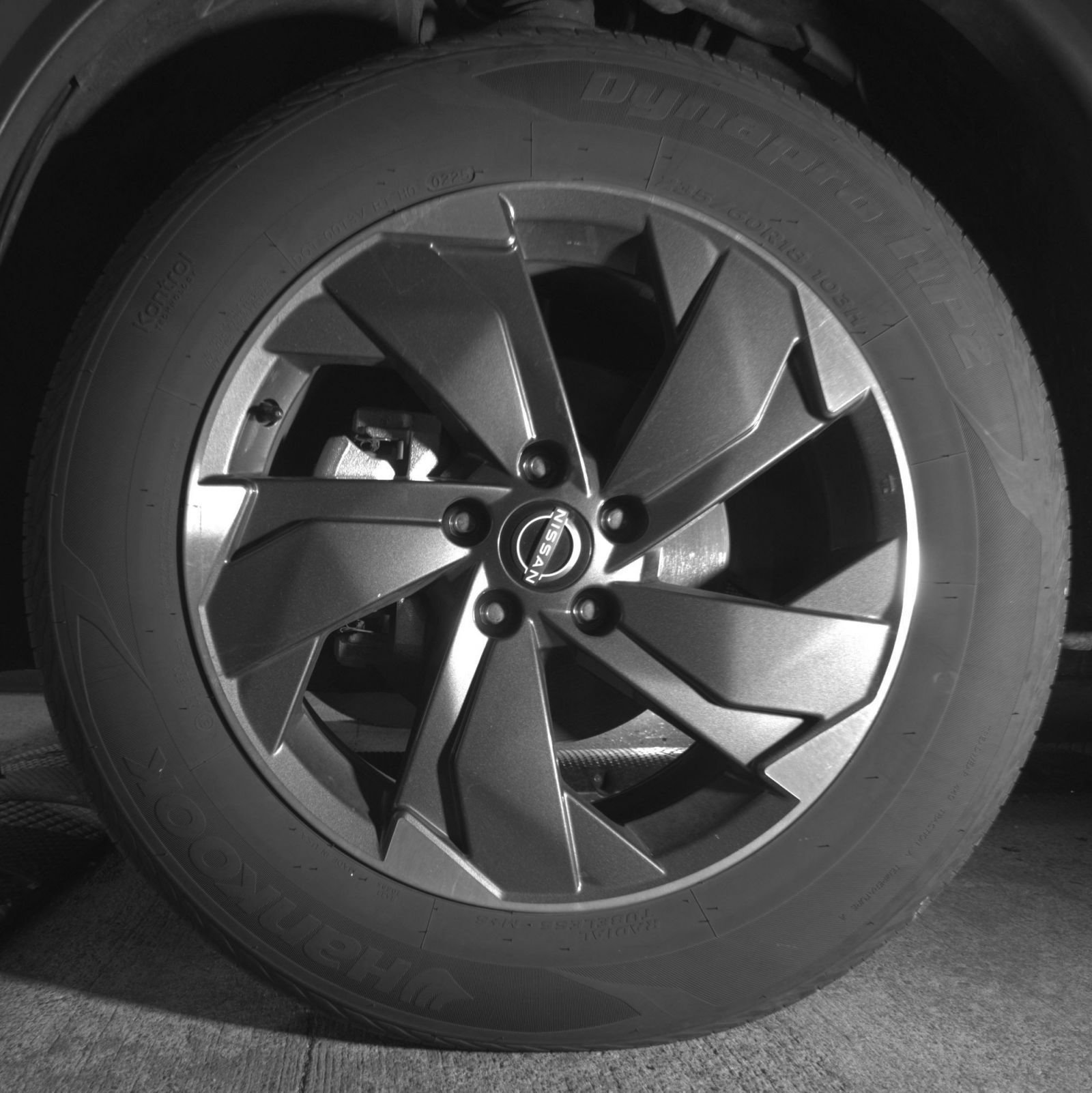 Used 2025 Nissan Rogue SV AWD/4WD image 15