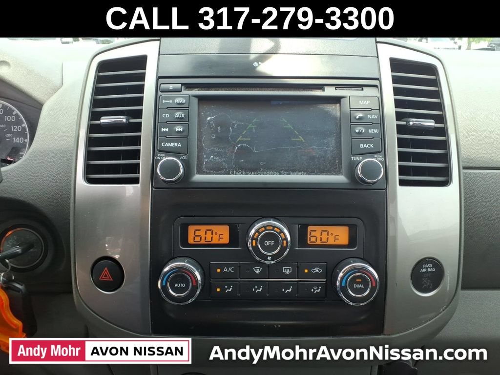 Used 2013 Nissan Frontier SL w/ Moonroof Pkg AWD/4WD image 24