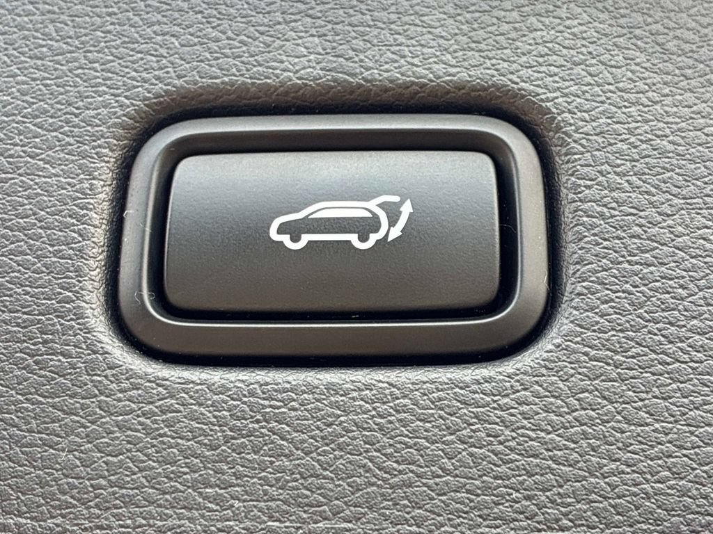 Used 2025 Hyundai Palisade SEL AWD/4WD image 23