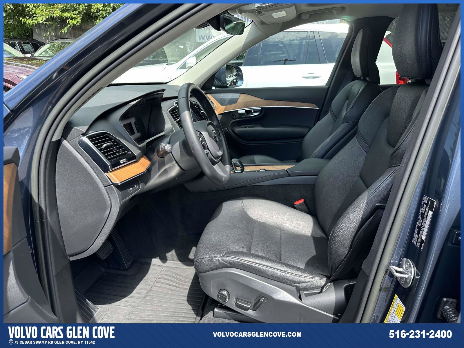 Used 2023 Volvo XC90 T8 Plus w/ Protection Package Premier AWD/4WD image 16